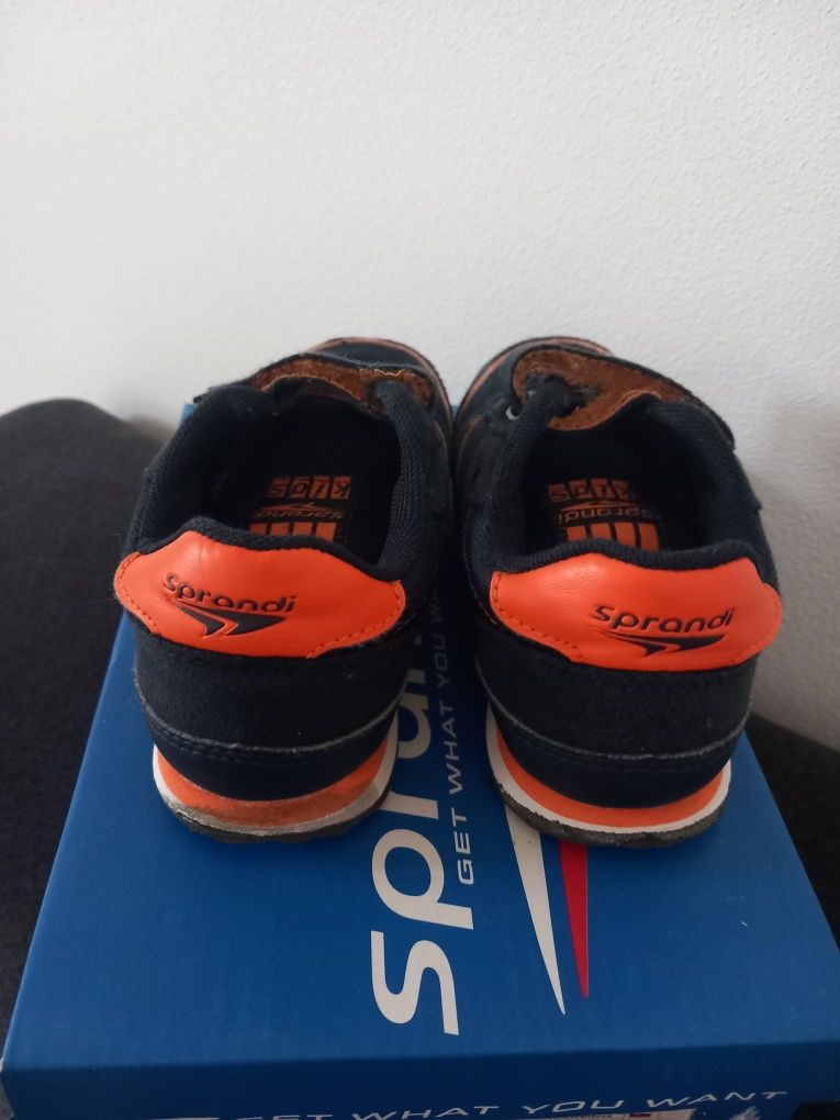 Buty Sprandi roz 28