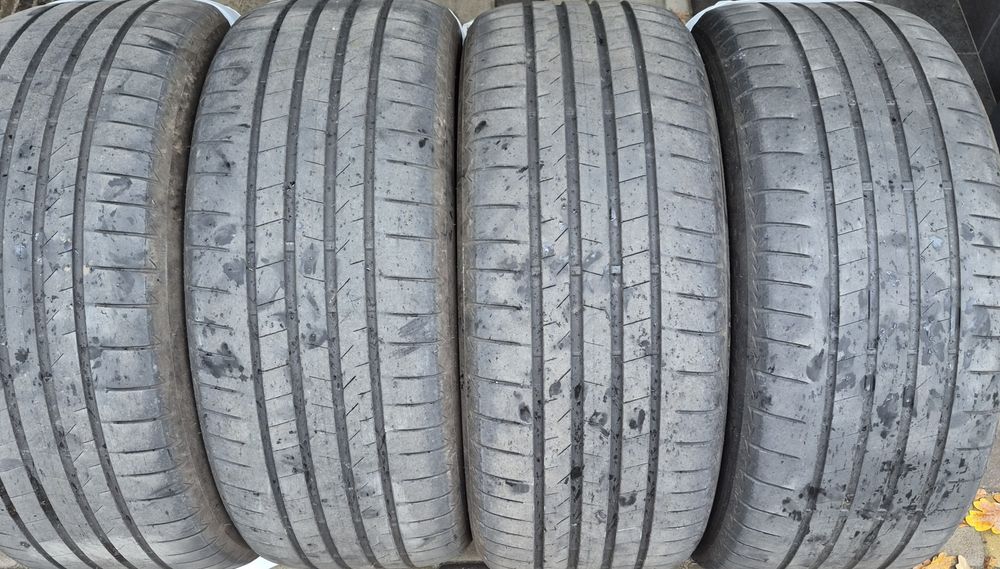 Шини Bridgestone Alenza 001 255/50 R20