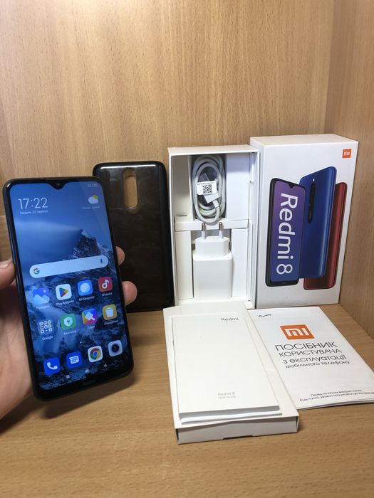 Мобільний Телефон Xiaomi Redmi 8 3/32GB