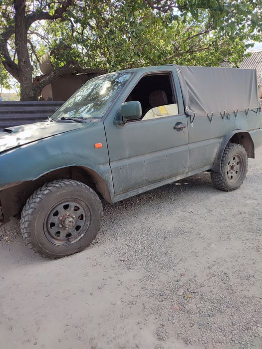 Продам Ніссан Террано 2.1998 рік