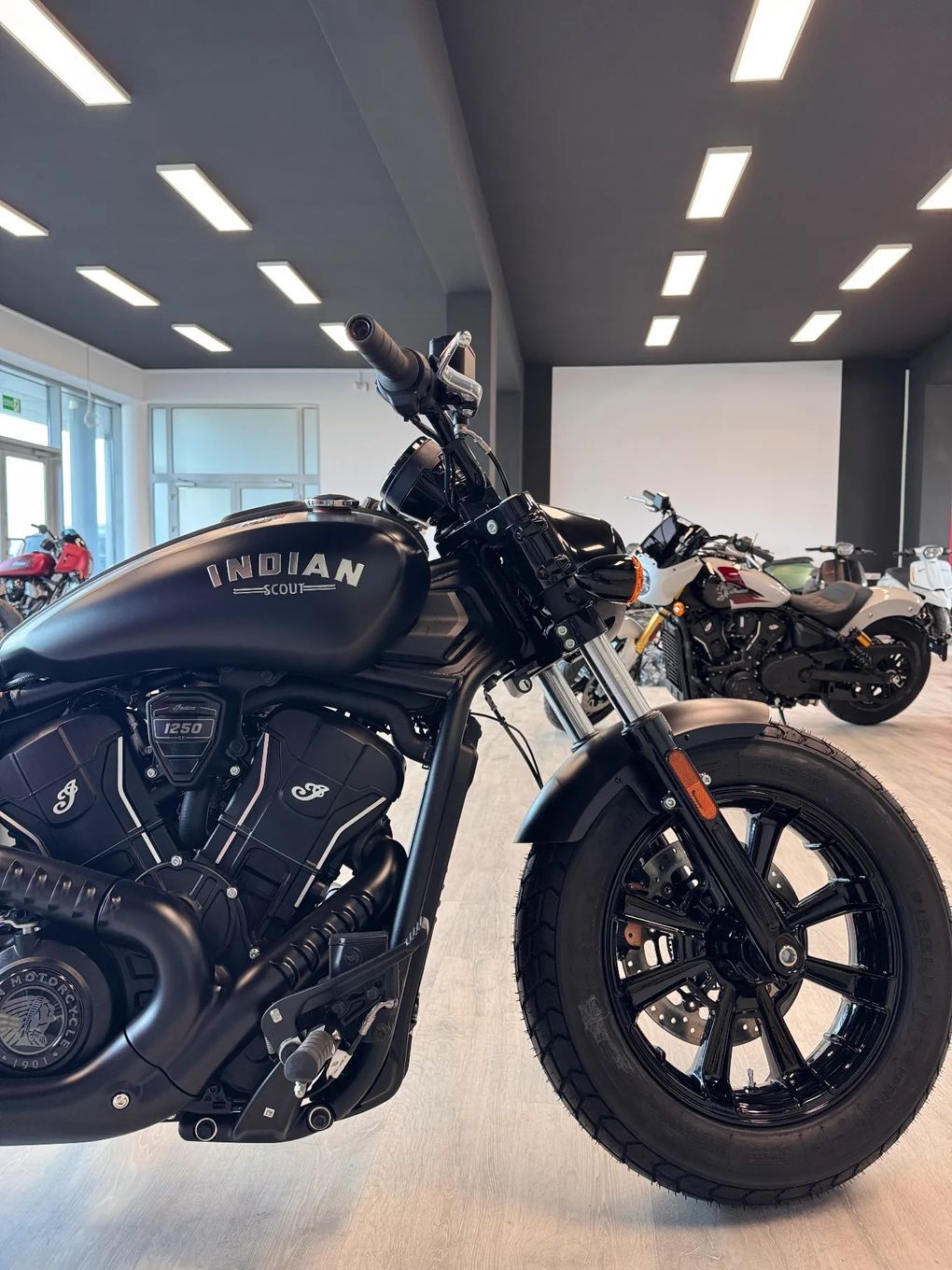 Indian Scout Scout Bobber, nowy, salon, dostawa FV