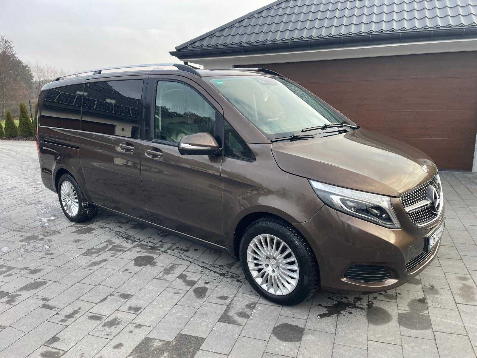 Wynajem busa Mercedesa V- klasy wersja 7 osobowa