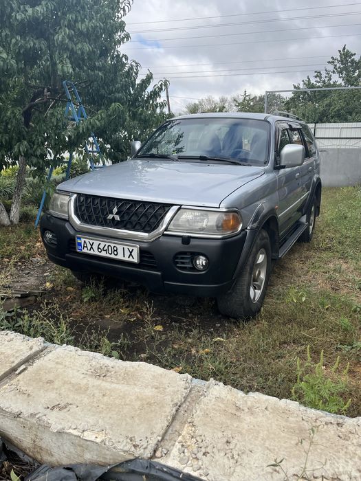 Mitsubishi pajero sport 2004