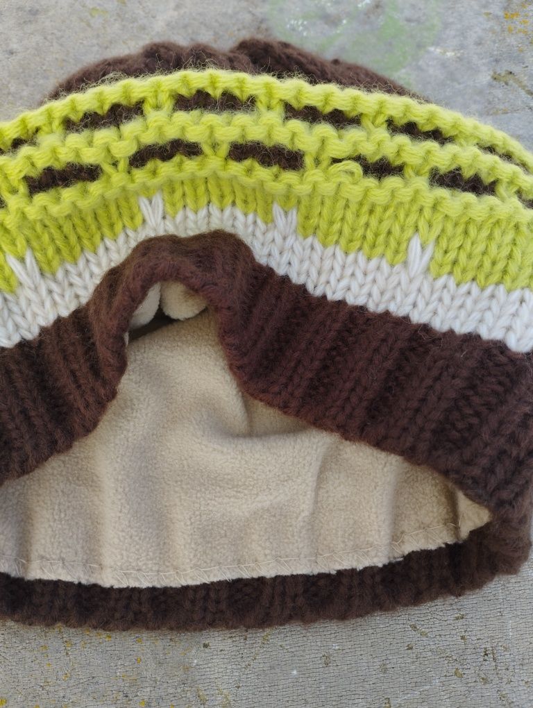 Conjunto de Gorro e cachecol. Set. Novo