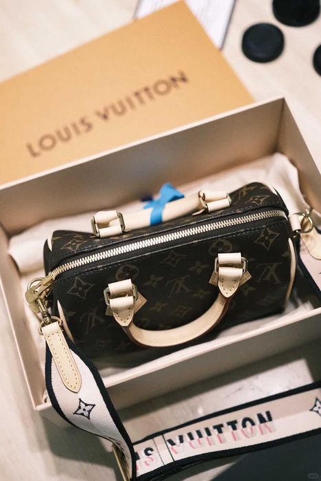 Louis Vuitton Speedy 20 Bandoulière z Chipem NFC z Pudłem Prezentowym
