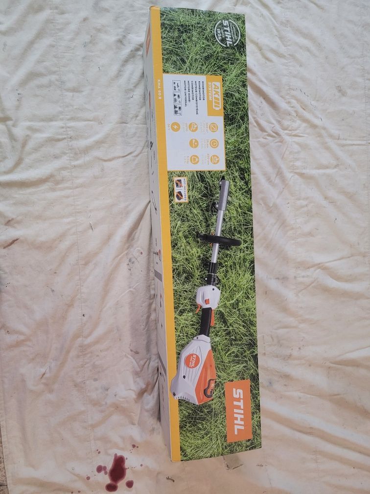 Sprzedam kombi motor akumulatorowy stihl KMA 80r