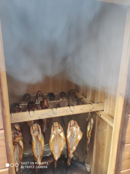 Wędzarnia drewniana.Podwójne ściany, komora olchowa..