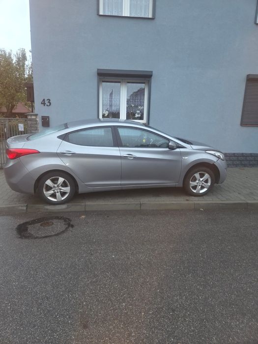 Hiundai Elantra 2015.r 1.8 benzyna. Uszkodzony