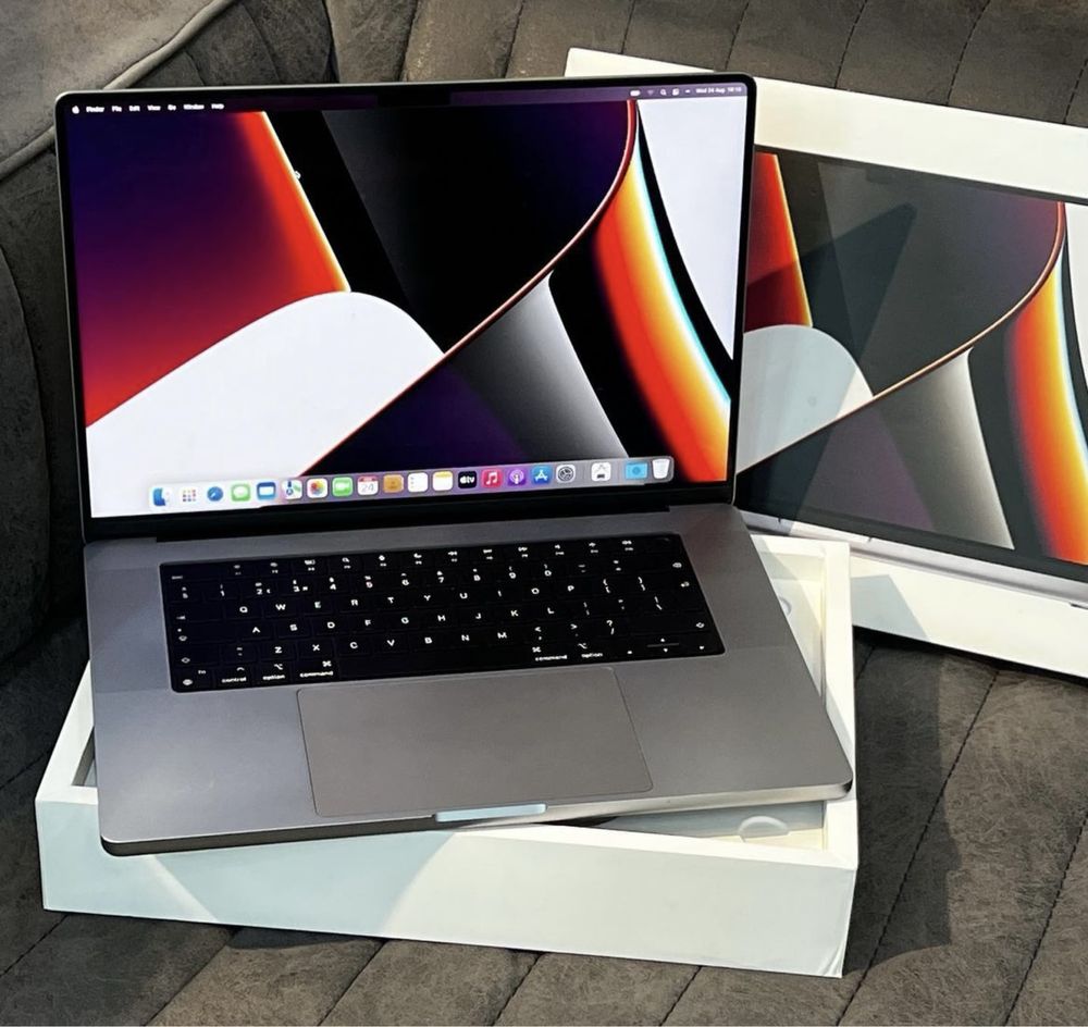 MacBook PRO 16” M1 MAX  64GB / 1TB/2TB/8TB (OPEN BOX / USED)