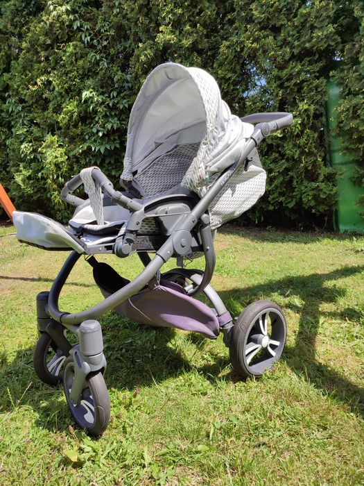 Sprzedam zestaw: wózek 2w1 + fotelik samochodowy z akcesoriami