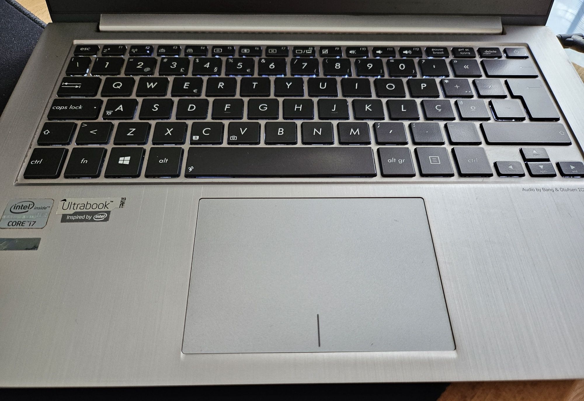 ASUS ultrabook UX31A Intel I7