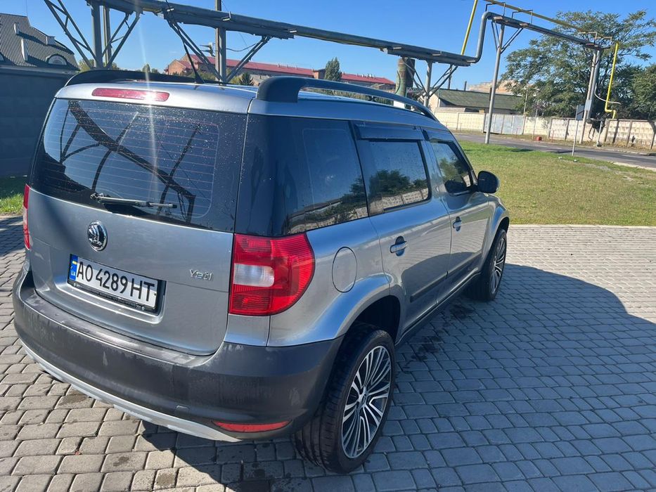 Продам Skoda yeti 2010