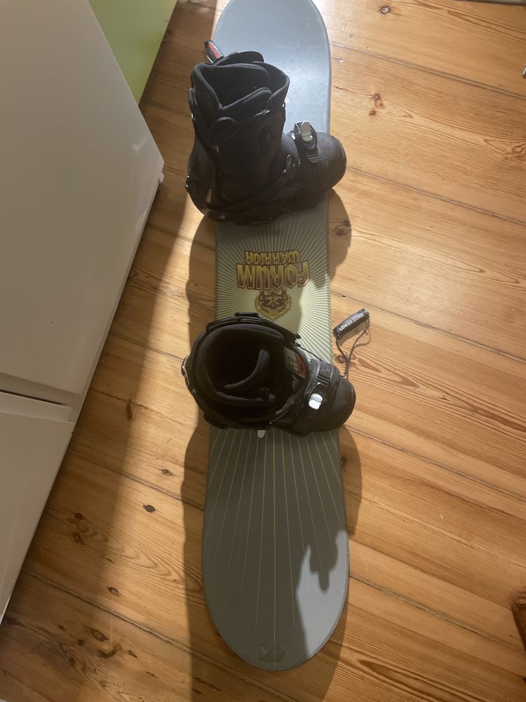 Komplet Snowboardowy dla nastolatka 135 cm