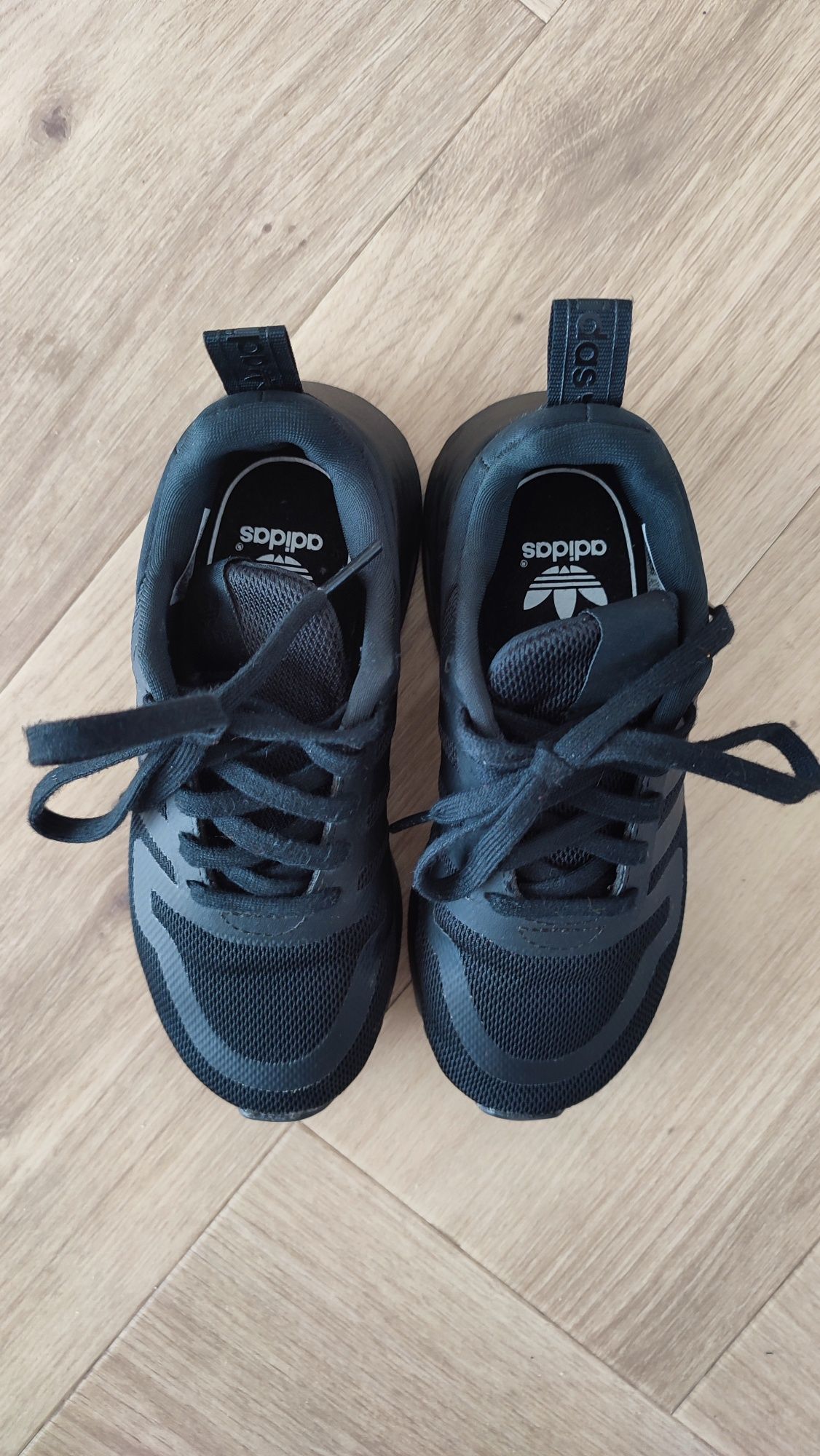 Buciki adidasy adidas rozmiar 28 1/3 jak nowe!!!