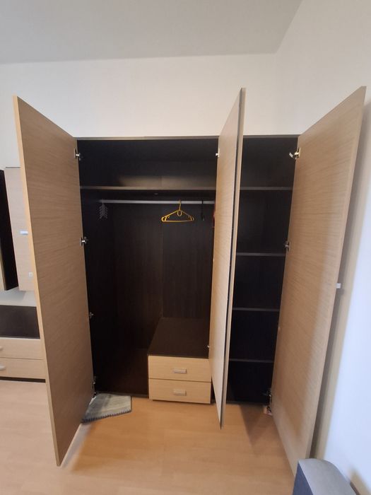 Szafa trzydrzwiowa Clipper BRW