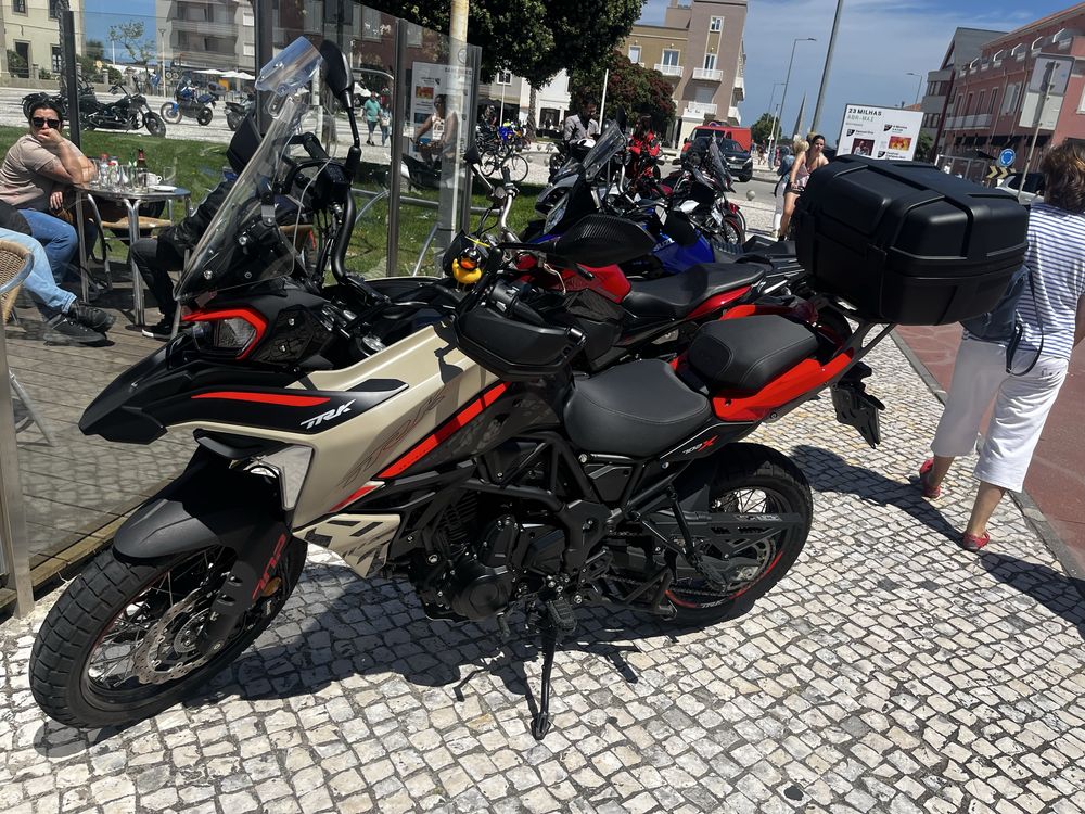 Trk 702x  como nova o