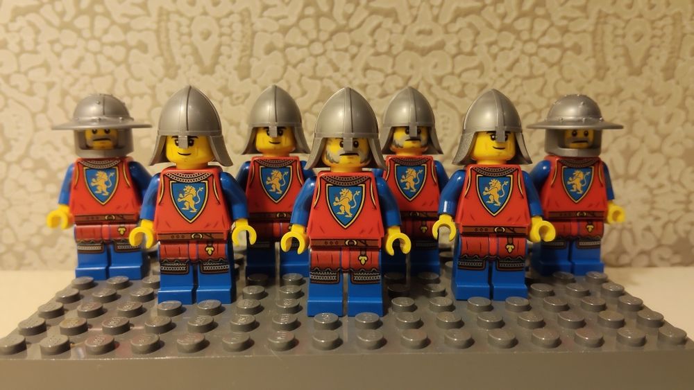 Lego minifiguras Castle vários tipos (ver fotos)