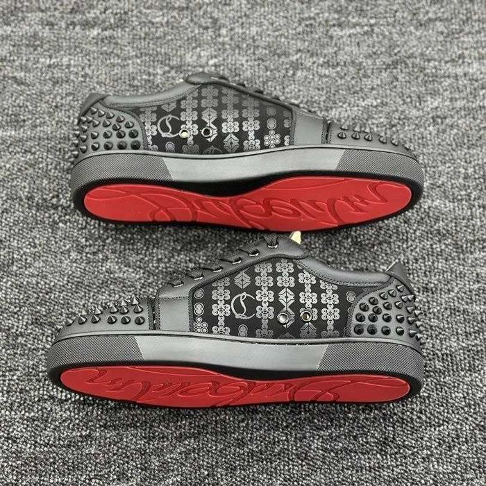Кеды с шипами Christian Louboutin. Новые. 38 р.