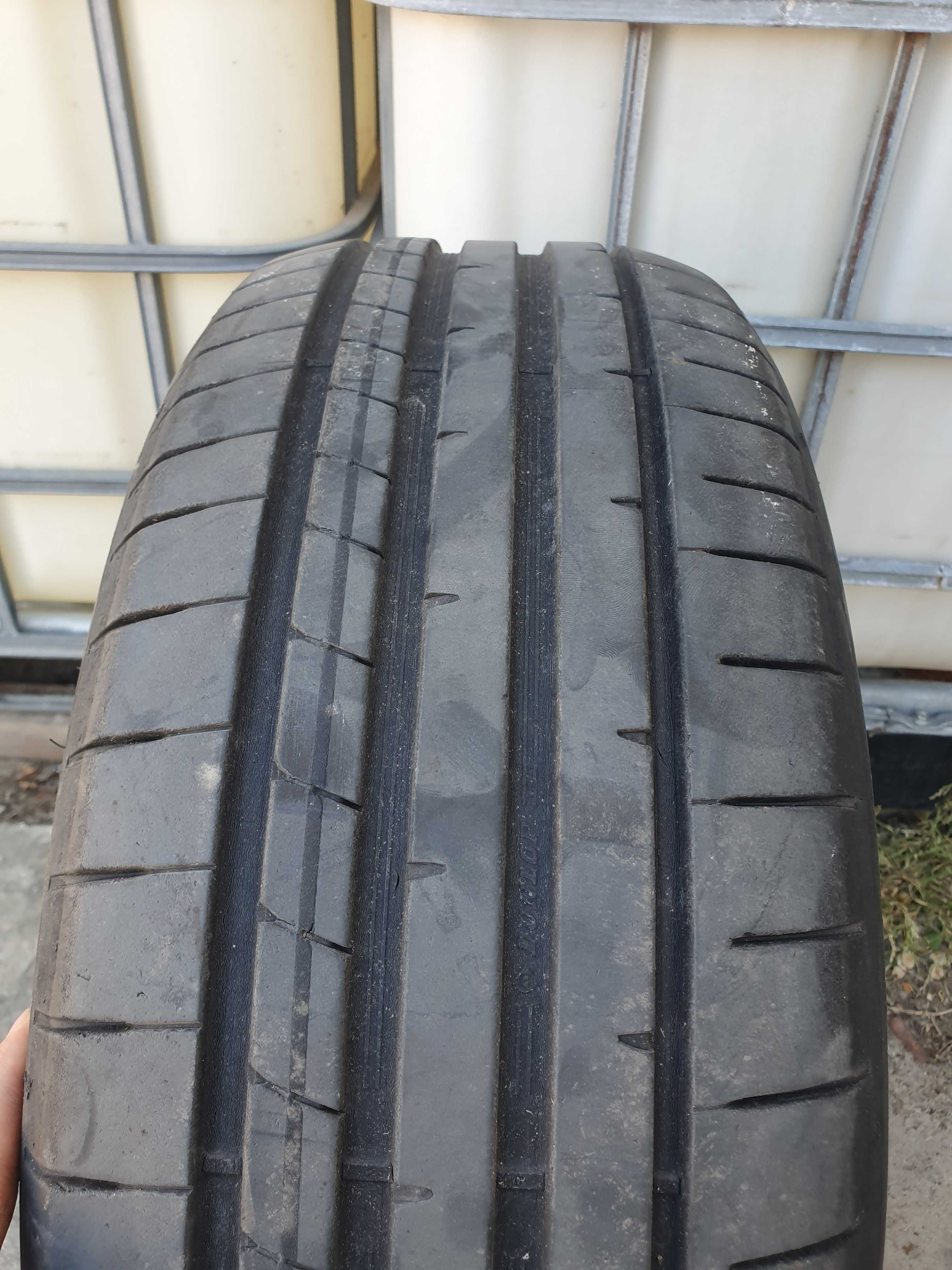 Opony dunlop sport maxx rt2 215 55 r17