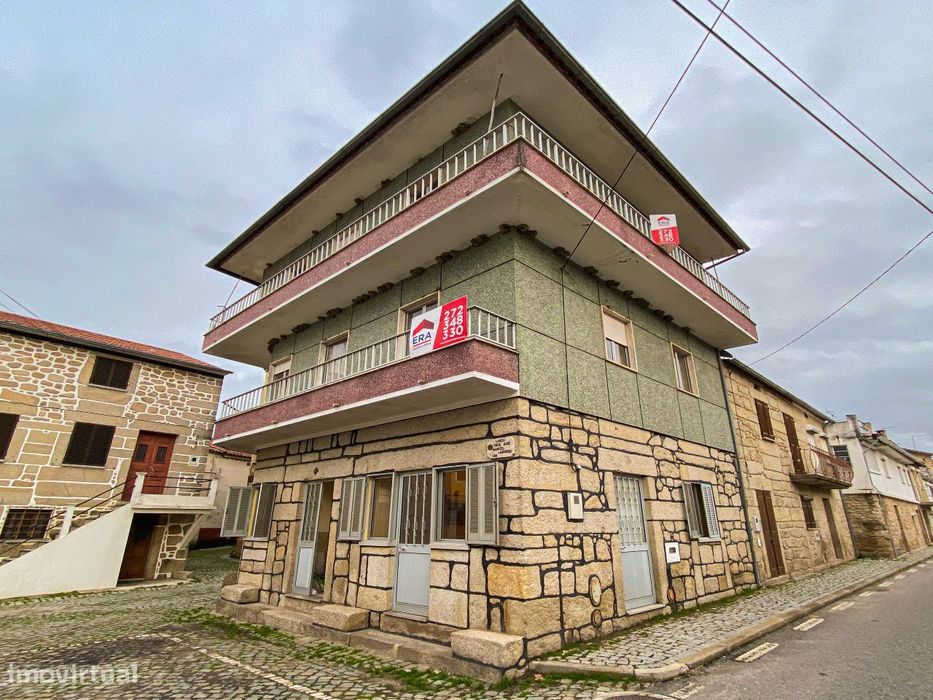 Moradia 4 quartos