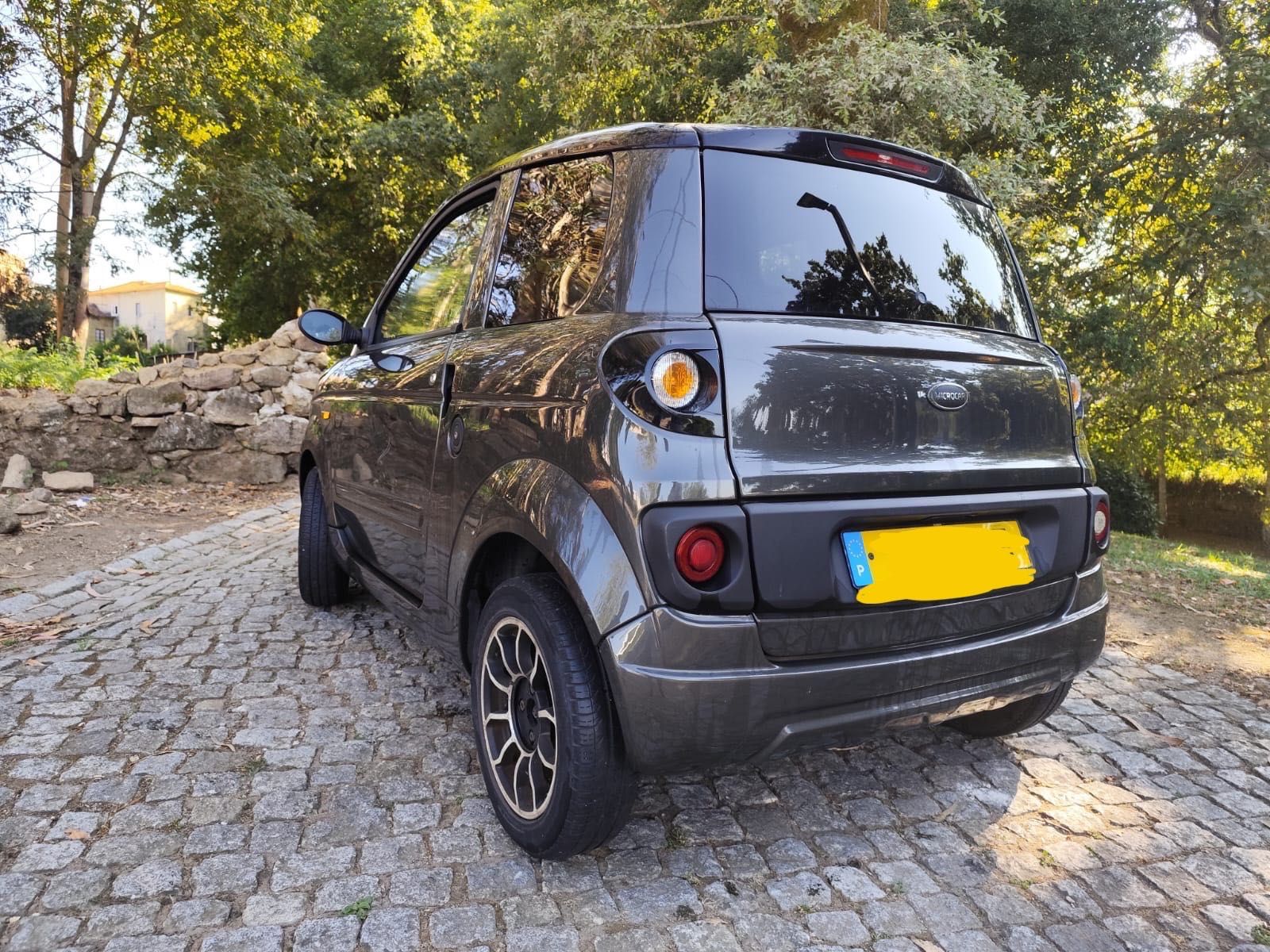 Microcar MGo Microcarro