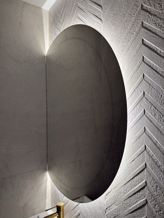 Półokrągłe lustro z podświetleniem led średnica 100 cm