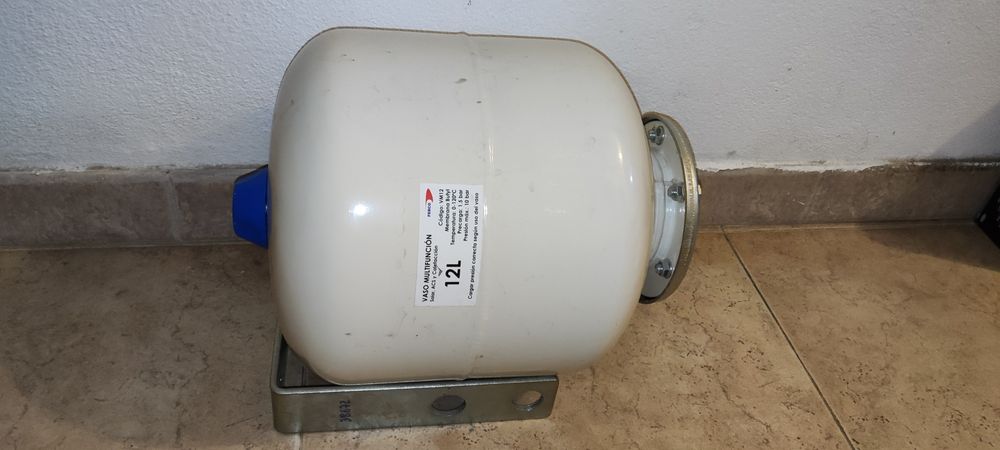 Vaso de expansão de 12 litros