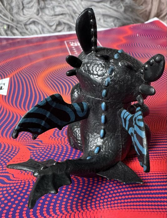 Jak wytresować smoka figurka szczerbatek jeźdźcy smoków