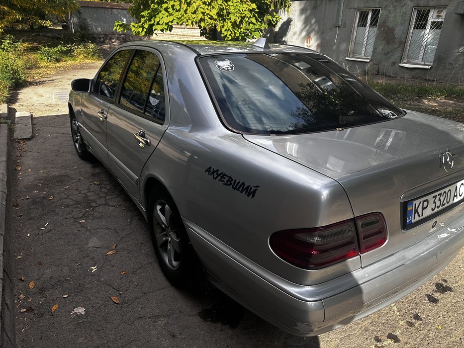 Продам мерса в нормальном состояние