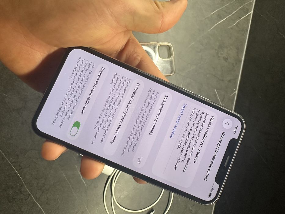 iPhone 11 Pro - 256gb - biały - stan dobry - kabel i etui gratis