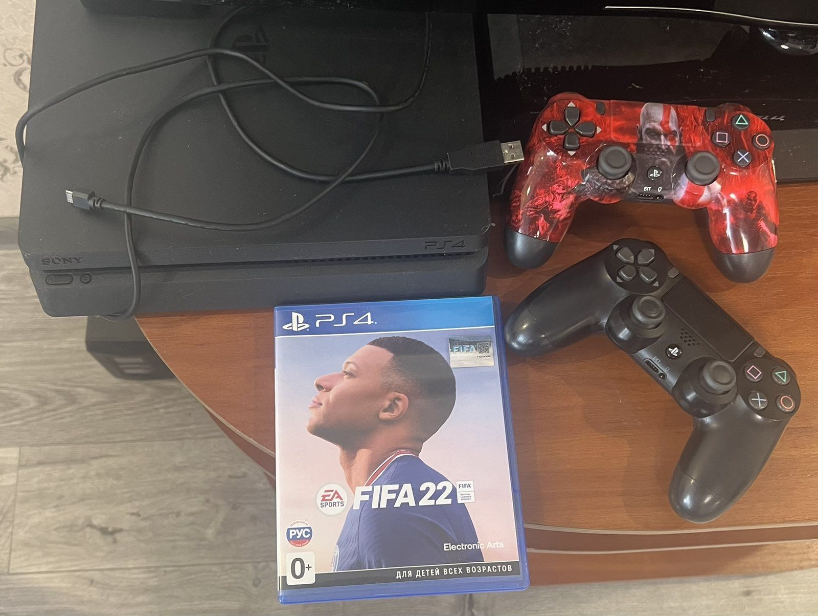 Продам Плейстейшн 4