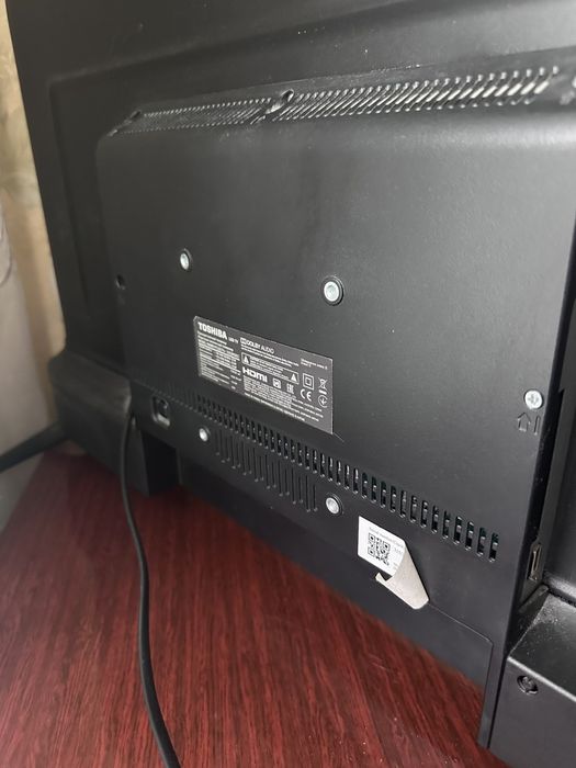 Телевизор 32" Toshiba 32S2855EC