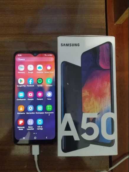 Продаю Телефон Samsung Galaxy A50 4/128.