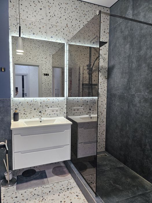 Сдам посуточно 2х кв.Таирова.  с панорамным  видом на море ЖК Авин