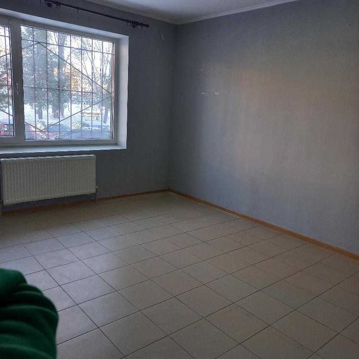 Суборенда приміщення на вул. Київська 20 м кв