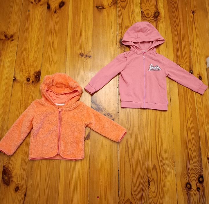 Dwie bluzy rozmiar 104