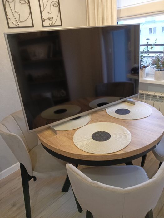 Telewizor Philips 50 cali z funkcją Ambilight