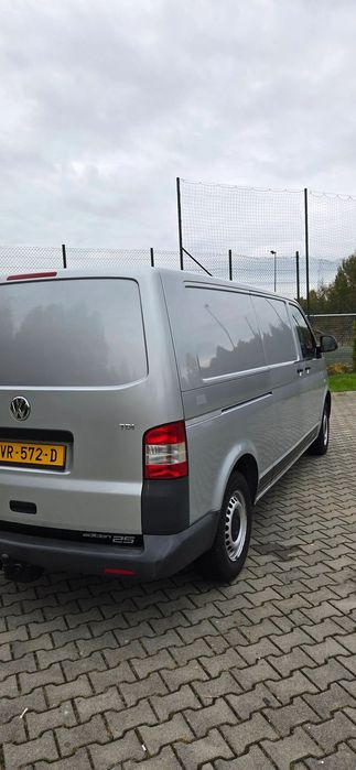 Volkswagen Transporter  Piękna T5 Długi klima super stan 2.0TDI 140km