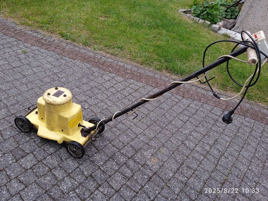 Kosiarka do trawy, ZDZ Poznań.