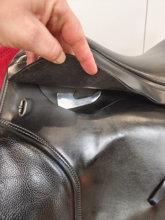 17,5 cali Thorowgood T8 ujeżdżeniowe siodlo Id.559