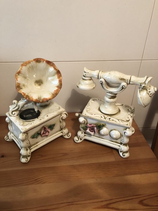 Porcelana  Italiana Decorativa ano 77