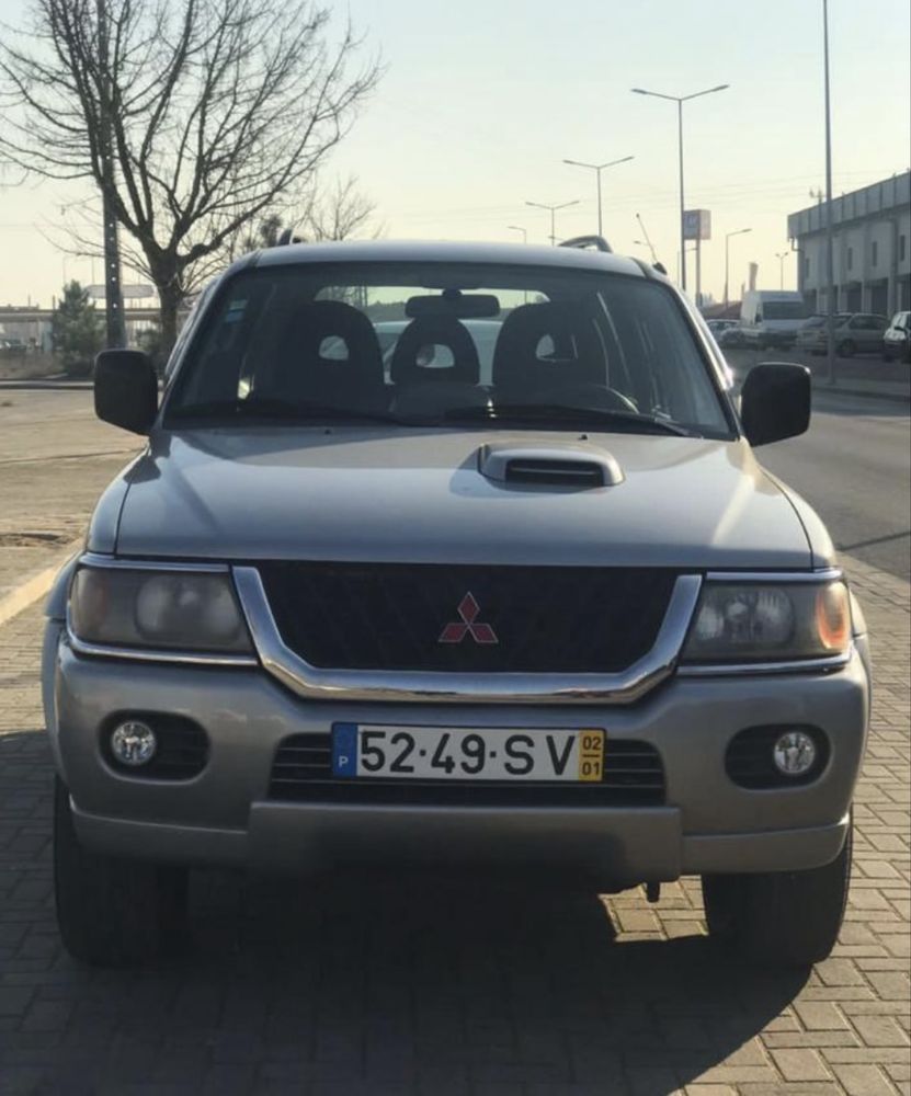 Mitsubishi Pajero Sportwagon GLS