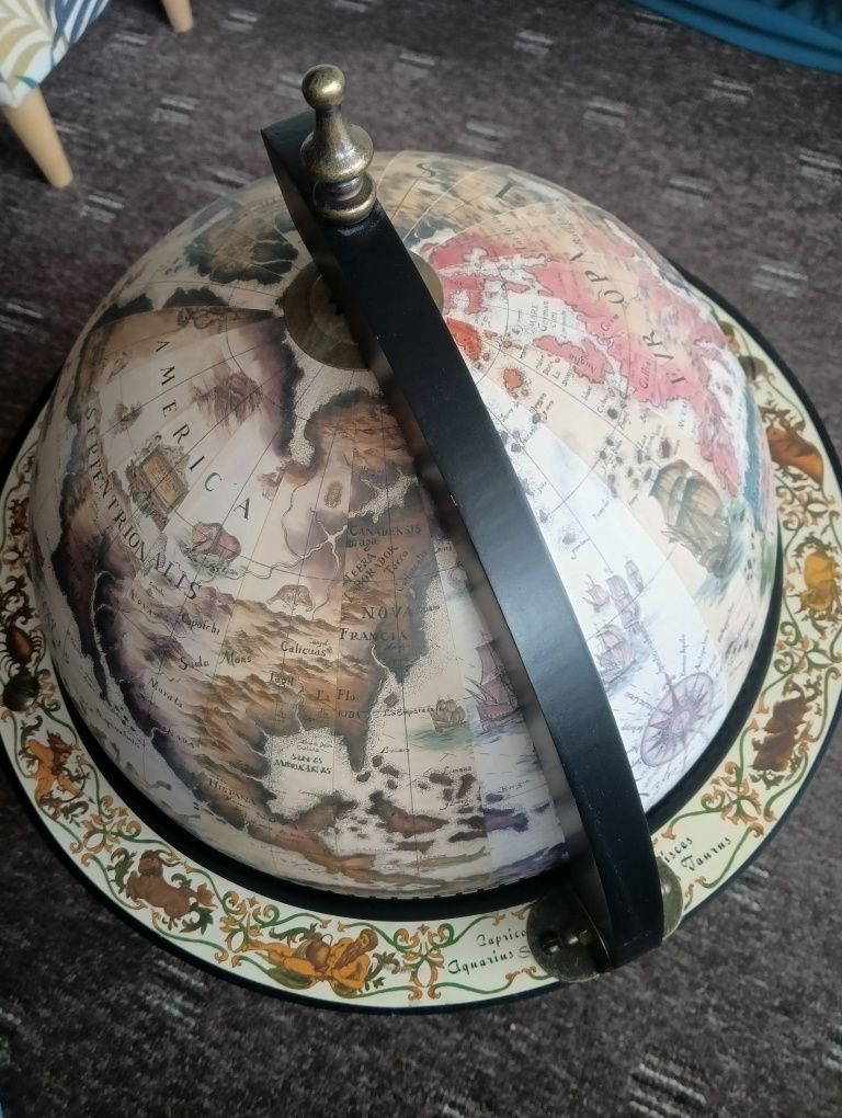 Piękny barek globus