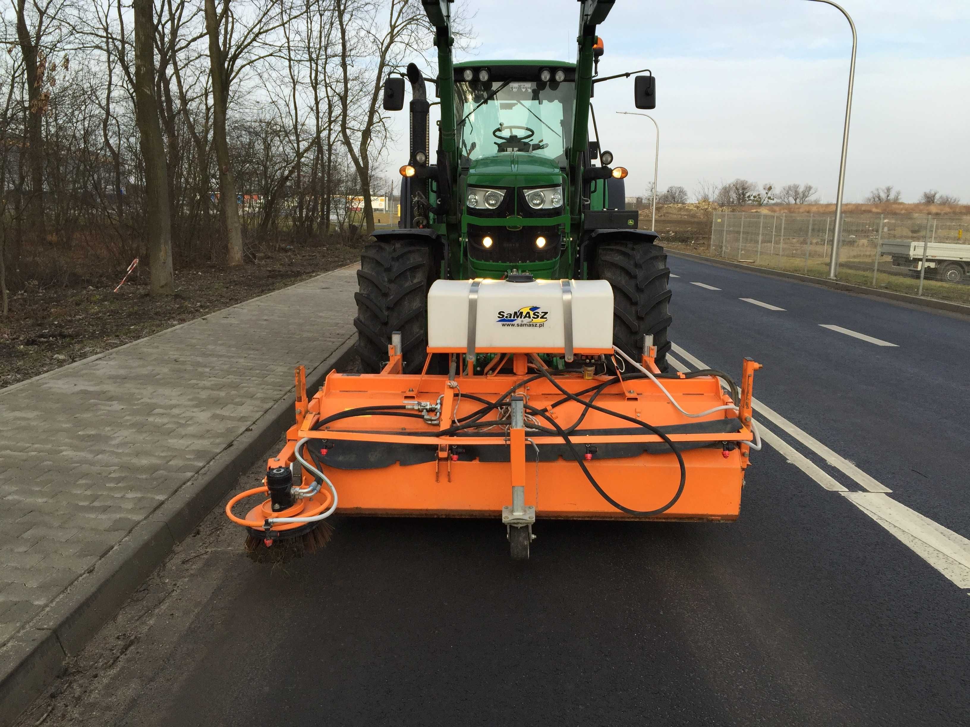 Zamiatanie mechaniczne, zamiatarka, mycie dróg, placów budowy Oława