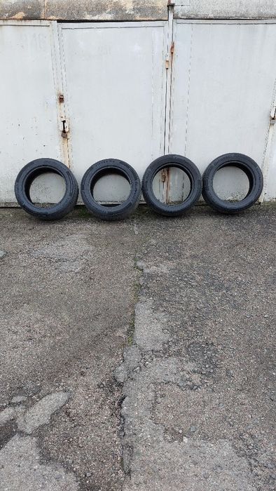 Шины,покрышки "CONTINENTAL" 235/55R19.
