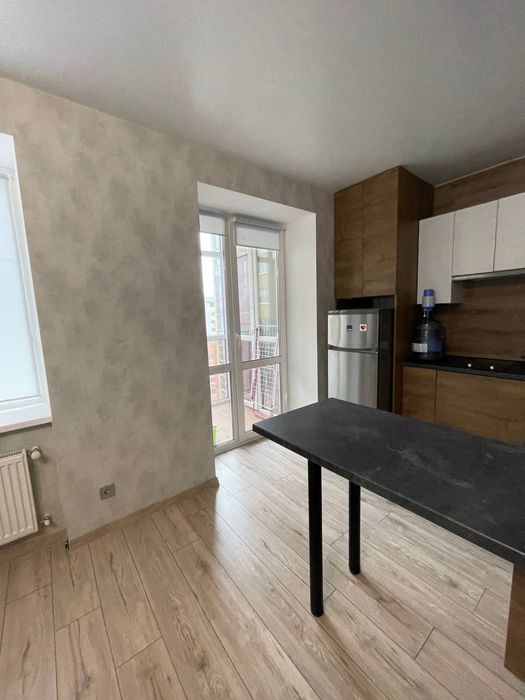 Оренда 1-к. студії в ЖК "Версаль Парк" біля парку Дубки