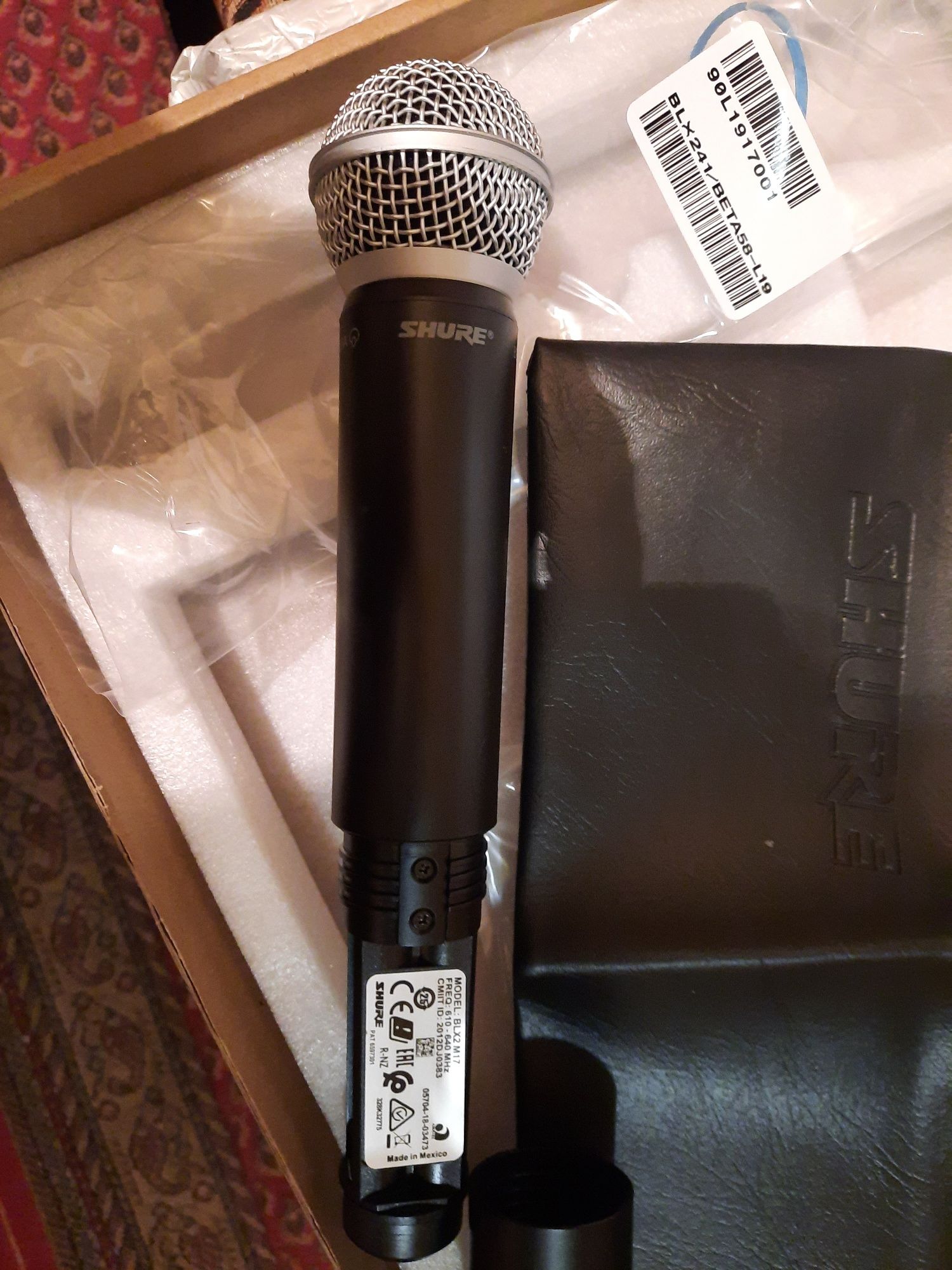 Професійна бездротова система SHURE BLX24 Beta SM58