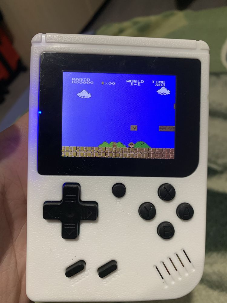 Портативная игровая консоль 16 бит