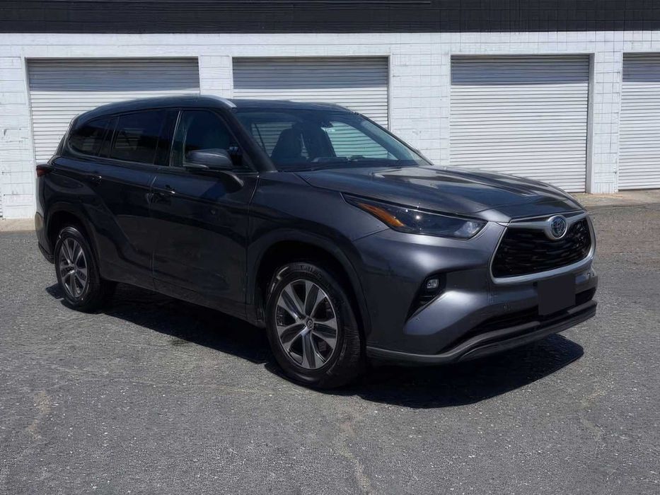 Toyota Highlander      2022