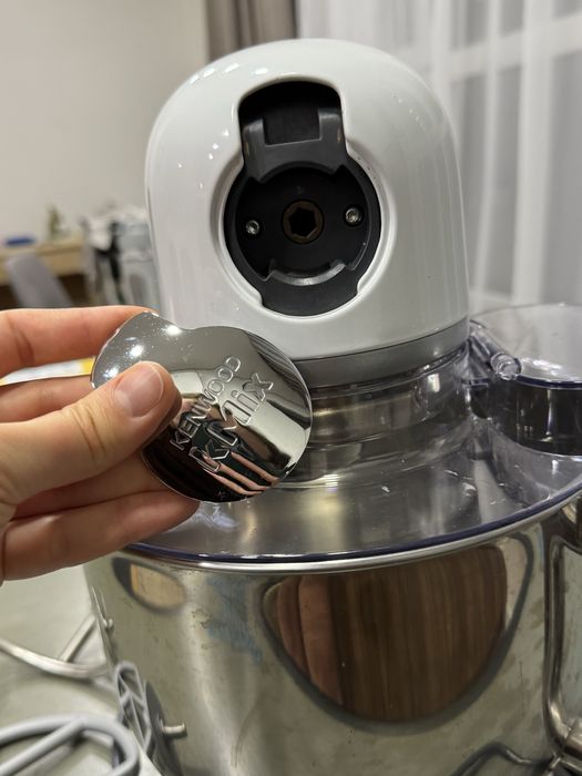 Кухонна машина Kenwood KMX750WH